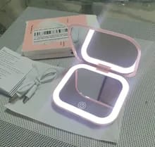 Customer photo review of Melissa™ Işıklı Cep Aynası