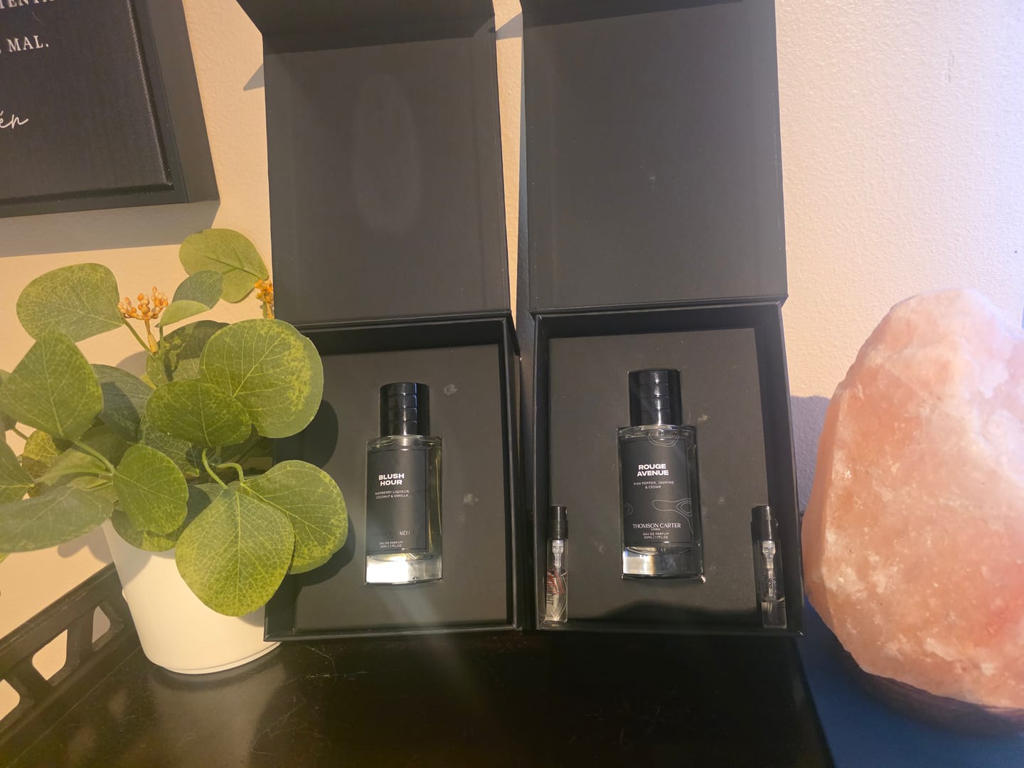 Customer photo review of Cashmere Court | Eau de Parfum | 2ml