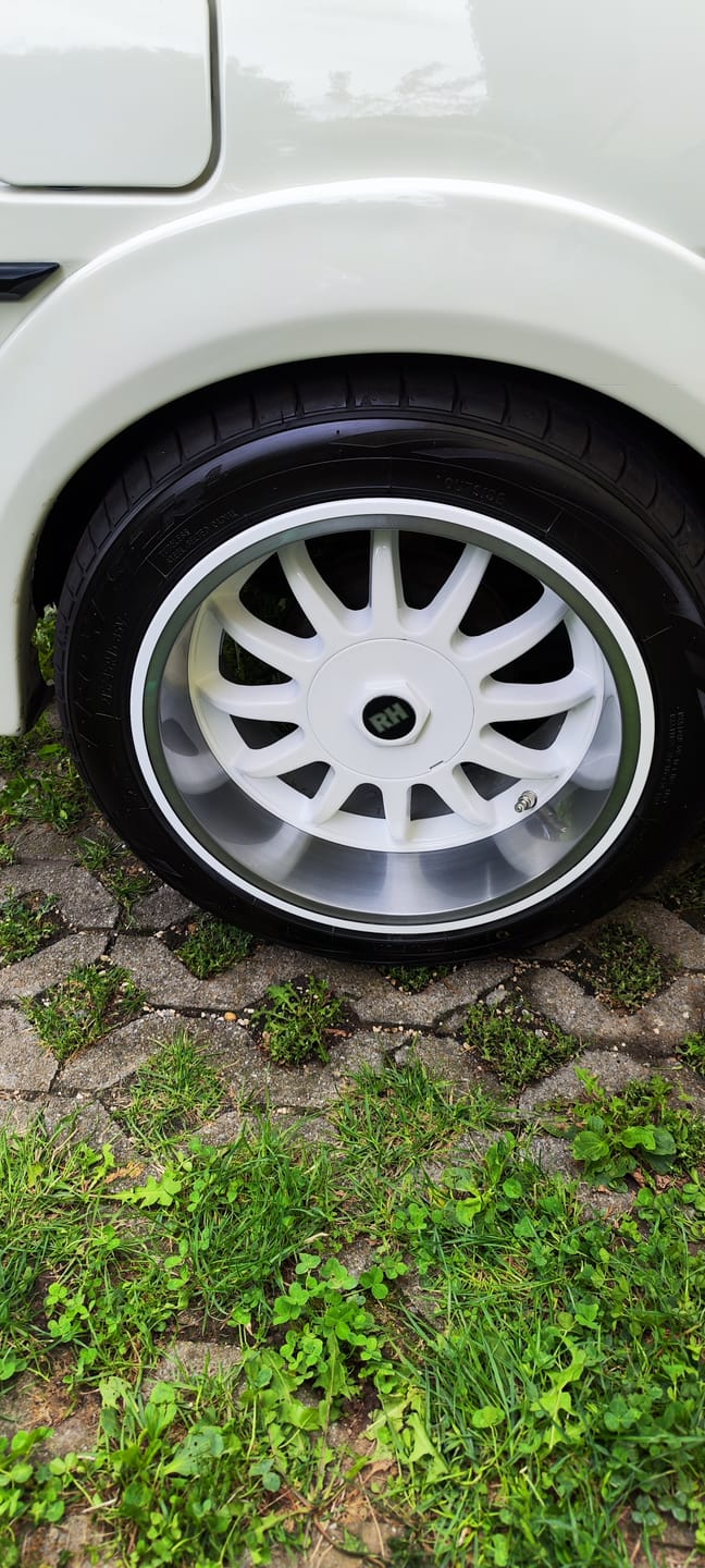 Customer photo review of Aluminum Alloy Wheel Rim Protector- Fits All Cars (4pcs）