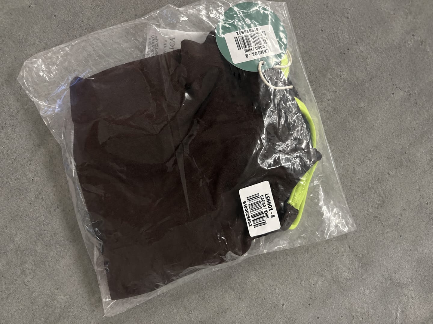 Customer photo review of LENNOX ONE PIECE - Cacao|Kiwi