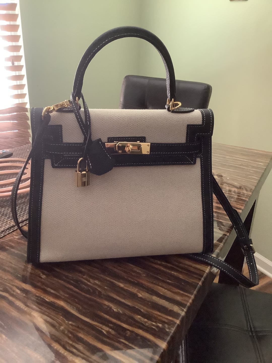 Customer photo review of Sola