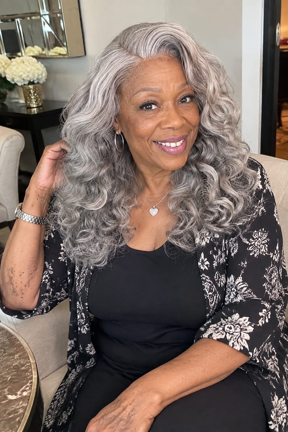 Customer photo review of Luvwin Salt And Pepper Loose Wave 5x5 Closure Glueless Wig 100% Human Hair