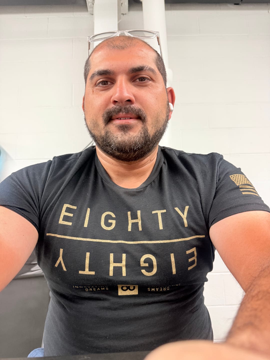 Customer photo review of 80Eighty® Golden MIrror Shirt