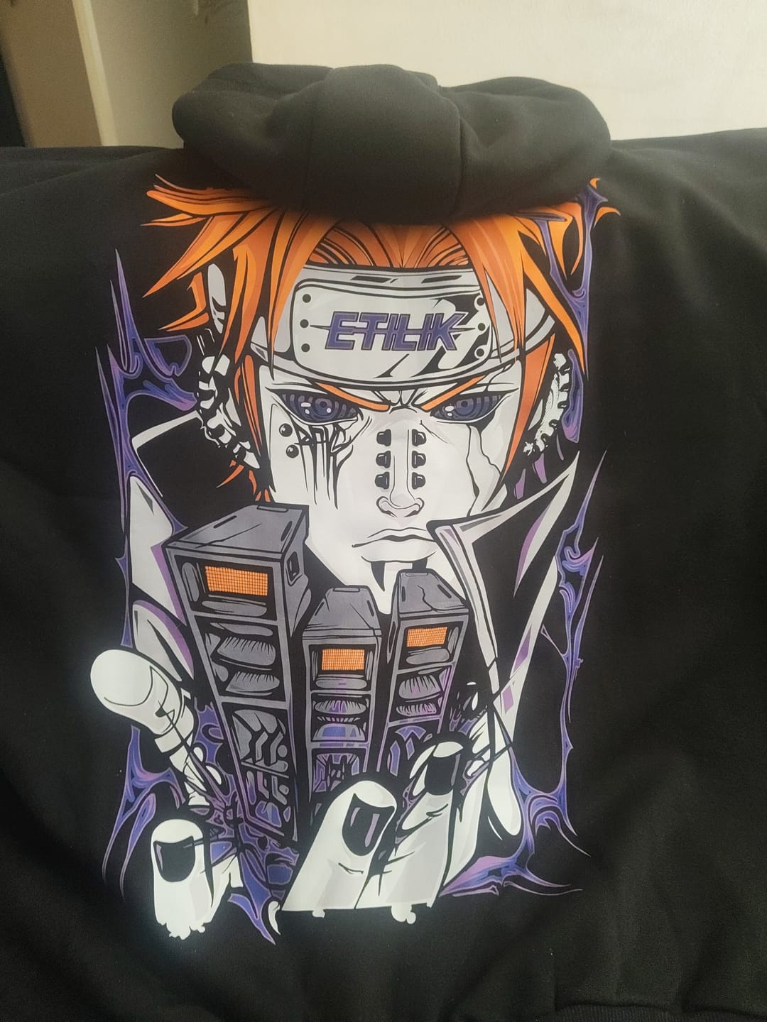 Customer photo review of Otaké v2 - Hoodie