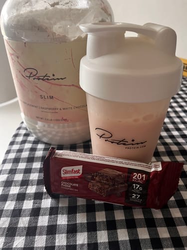 Customer photo review of Slim Meal Replacement | 34 Meals