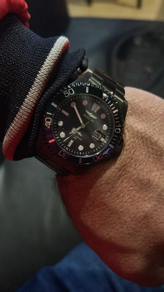 Customer photo review of Reloj Elegante para Hombre Invicta Pro Diver 44713 - Negro