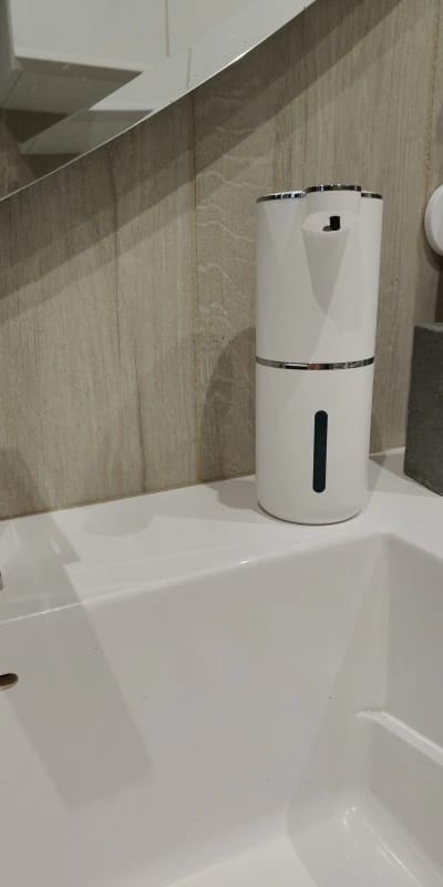 Customer photo review of Automatic Wall-Mounted Foaming Liquid Soap Dispenser Electric USB Charging Hand Sanitizer Dispenser for Hotels Bathrooms