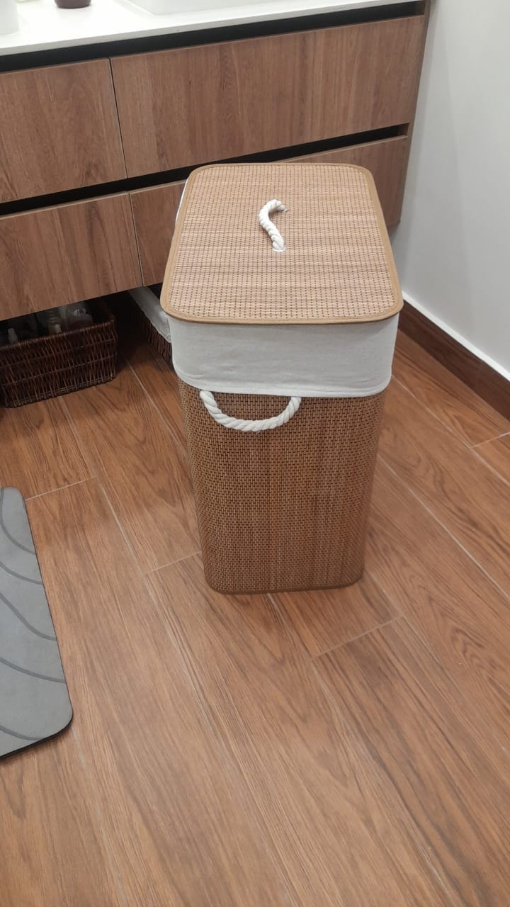 Customer photo review of Cesta de Lavandería de Bambú & Fibra Tejida con Bolsa Removible