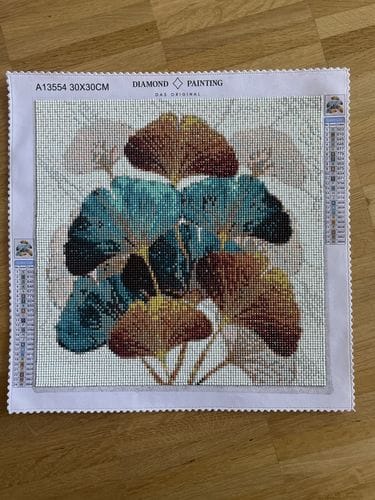Customer photo review of Abstract Ginkgo and Monstera Bouquet | Diamond Painting Kit