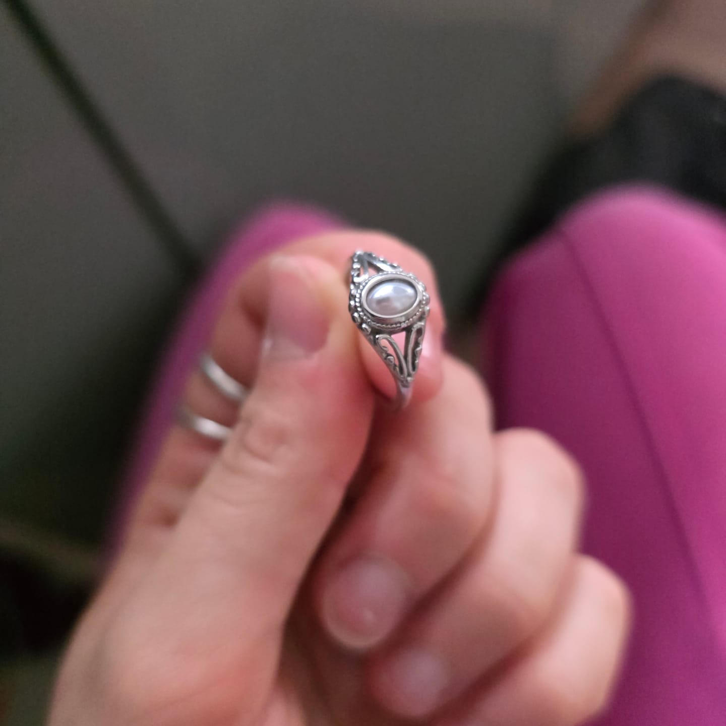 Customer photo review of Silver Vintage Royal Pearl Ring