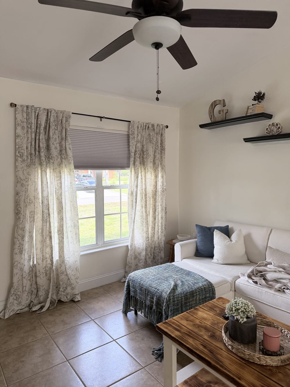 Customer photo review of No Drill No Tools Cellular Shades