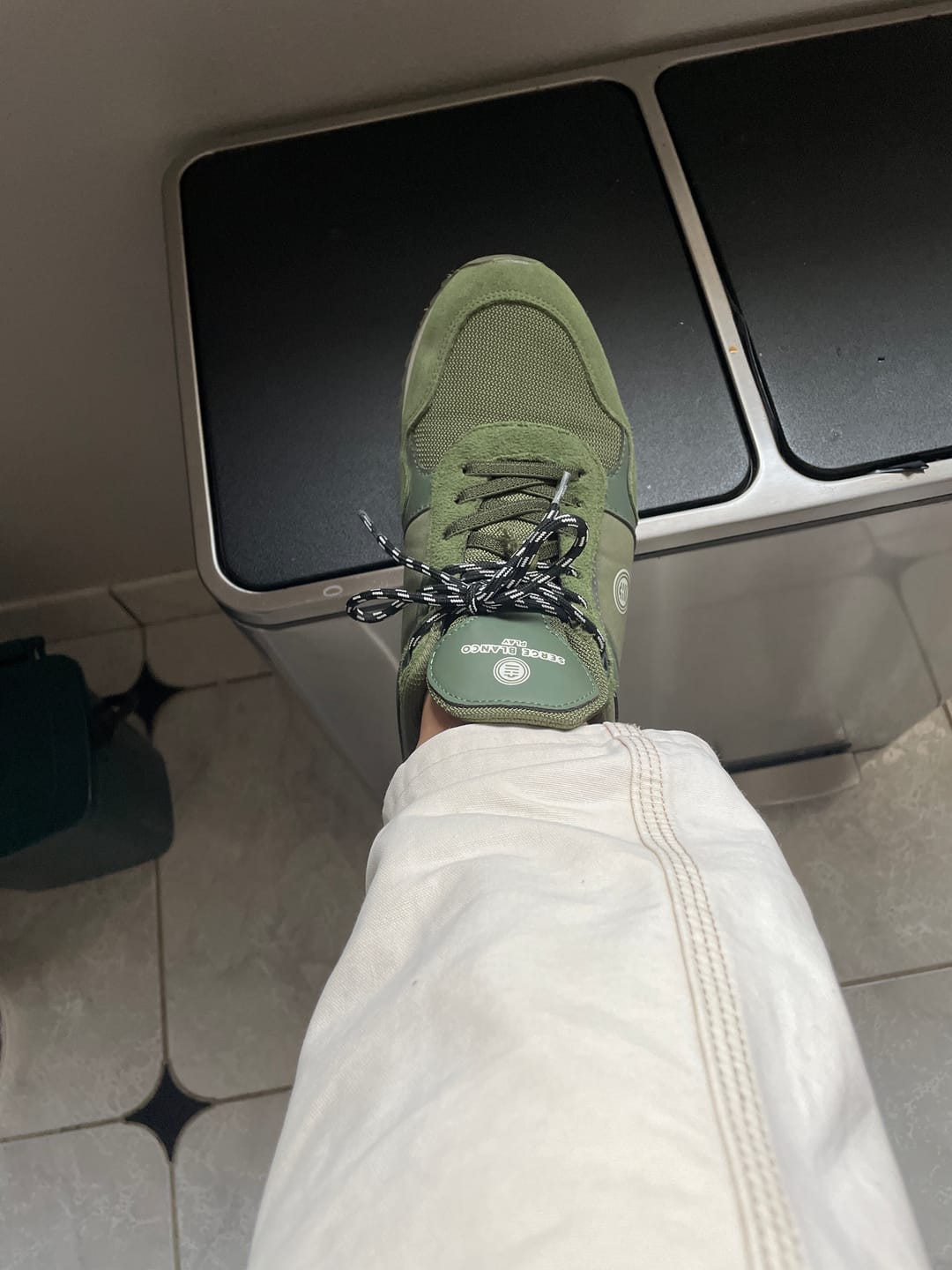 Customer photo review of the Chamonix SBPLAY Sneaker in military green
