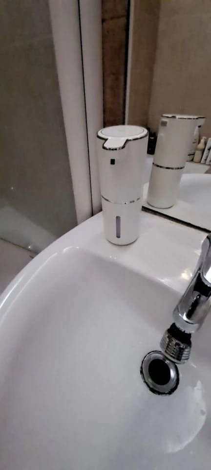 Customer photo review of Automatic Wall-Mounted Foaming Liquid Soap Dispenser Electric USB Charging Hand Sanitizer Dispenser for Hotels Bathrooms