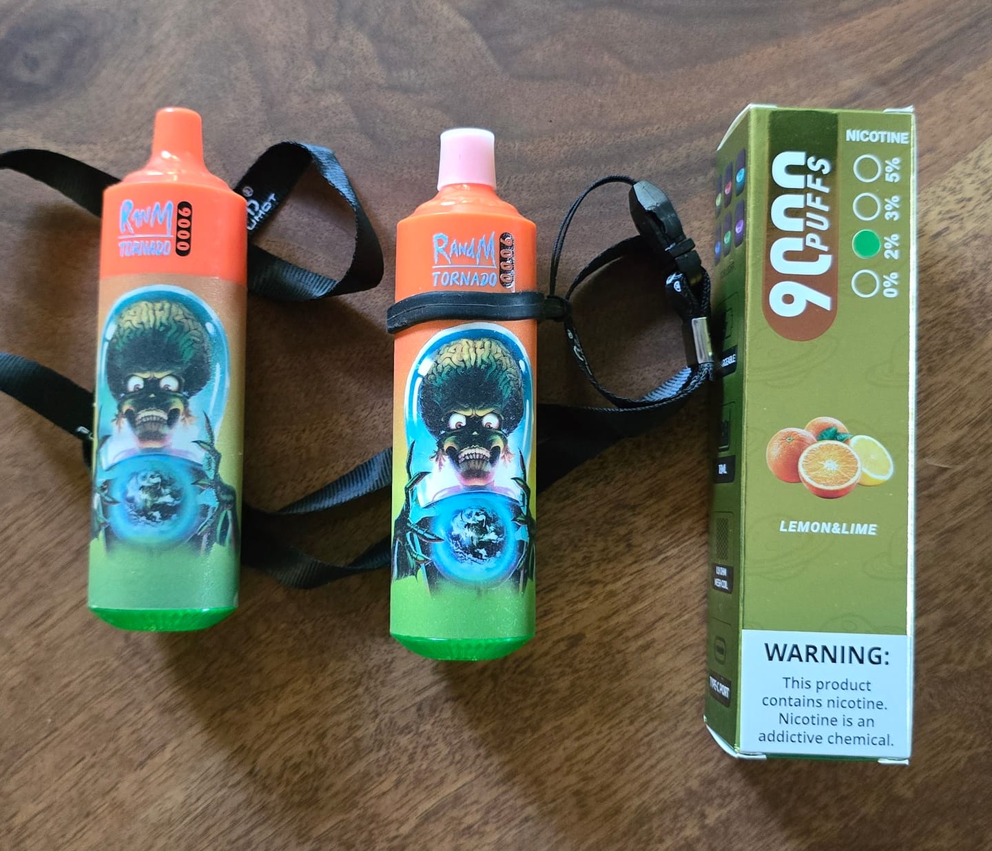 Customer photo review of Tornado Vape 9000 - Lemon & Lime