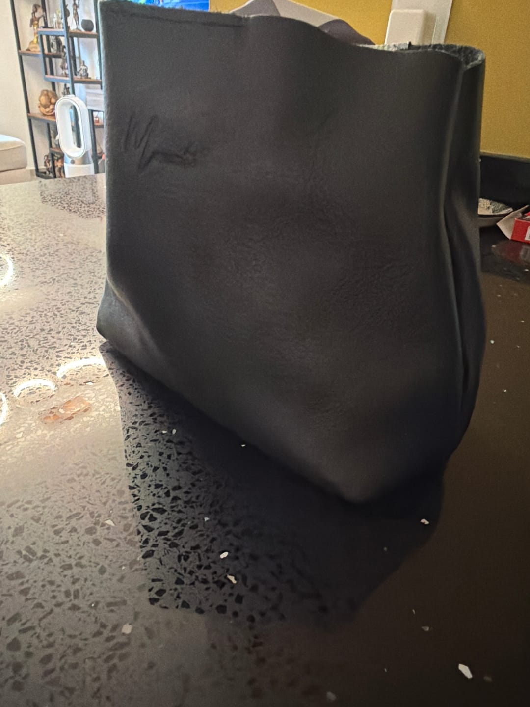 Customer photo review of Bolso Oversized Tote Bag mod Bulgaria *Negro *