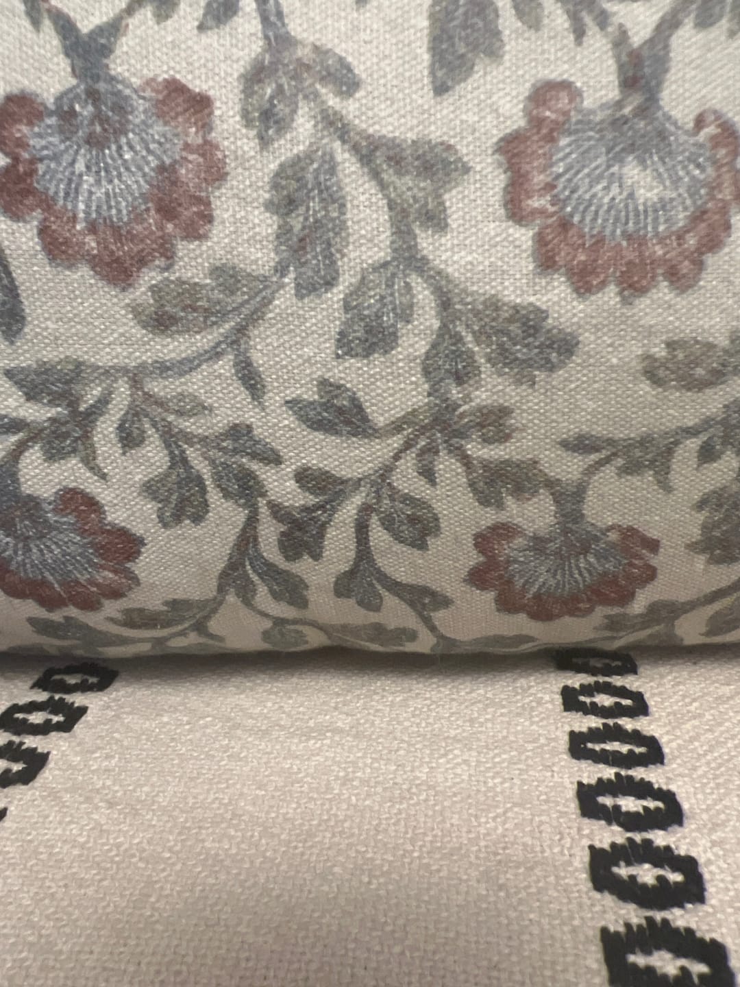 Customer photo review of Clem in Multicolor - 18" | 22"