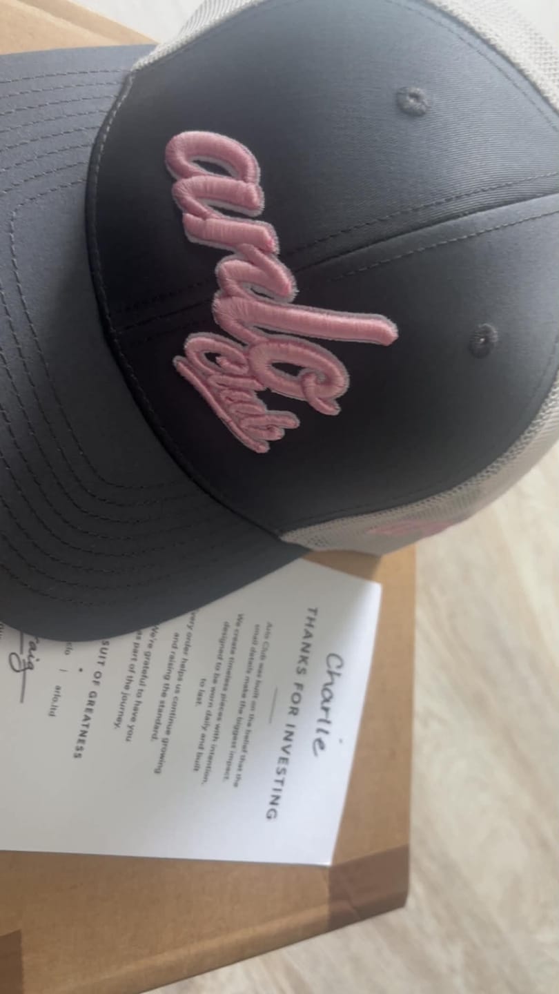 Customer photo review of arlo club - baby pink cap