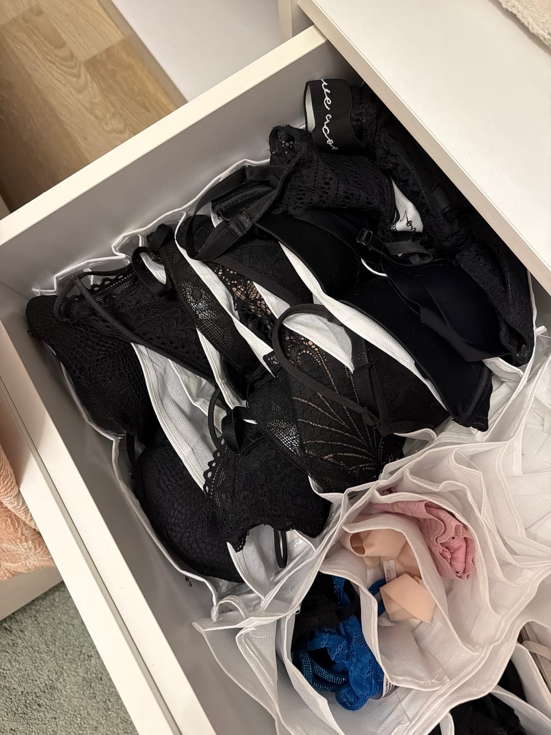Customer photo review of Düzenova 3’lü Düzen Kutusu | Daha Düzenli Dolaplar İçin Pratik Organizer
