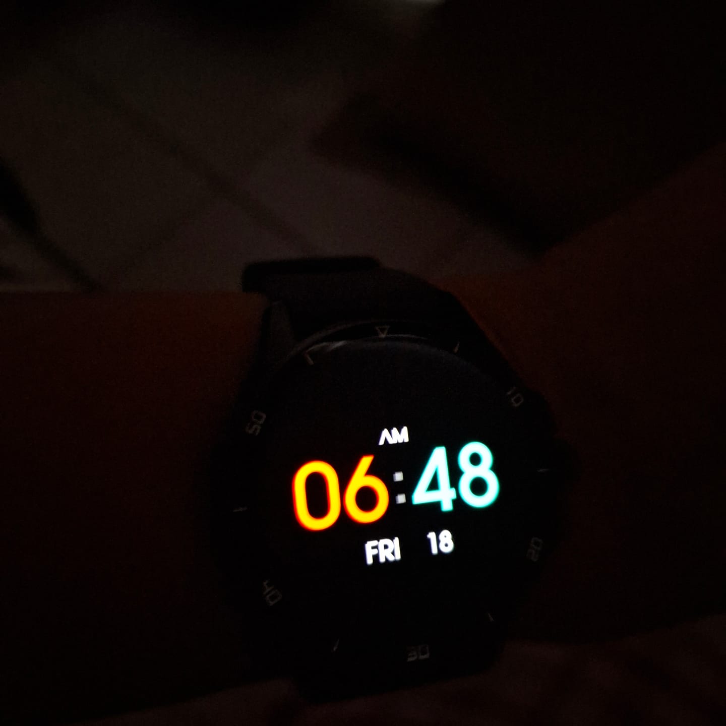 Customer photo review of Smartwatch Reloj Kronos Oblivion STF Pantalla Amoled 1.43" Resistencia al agua IP68 Negro