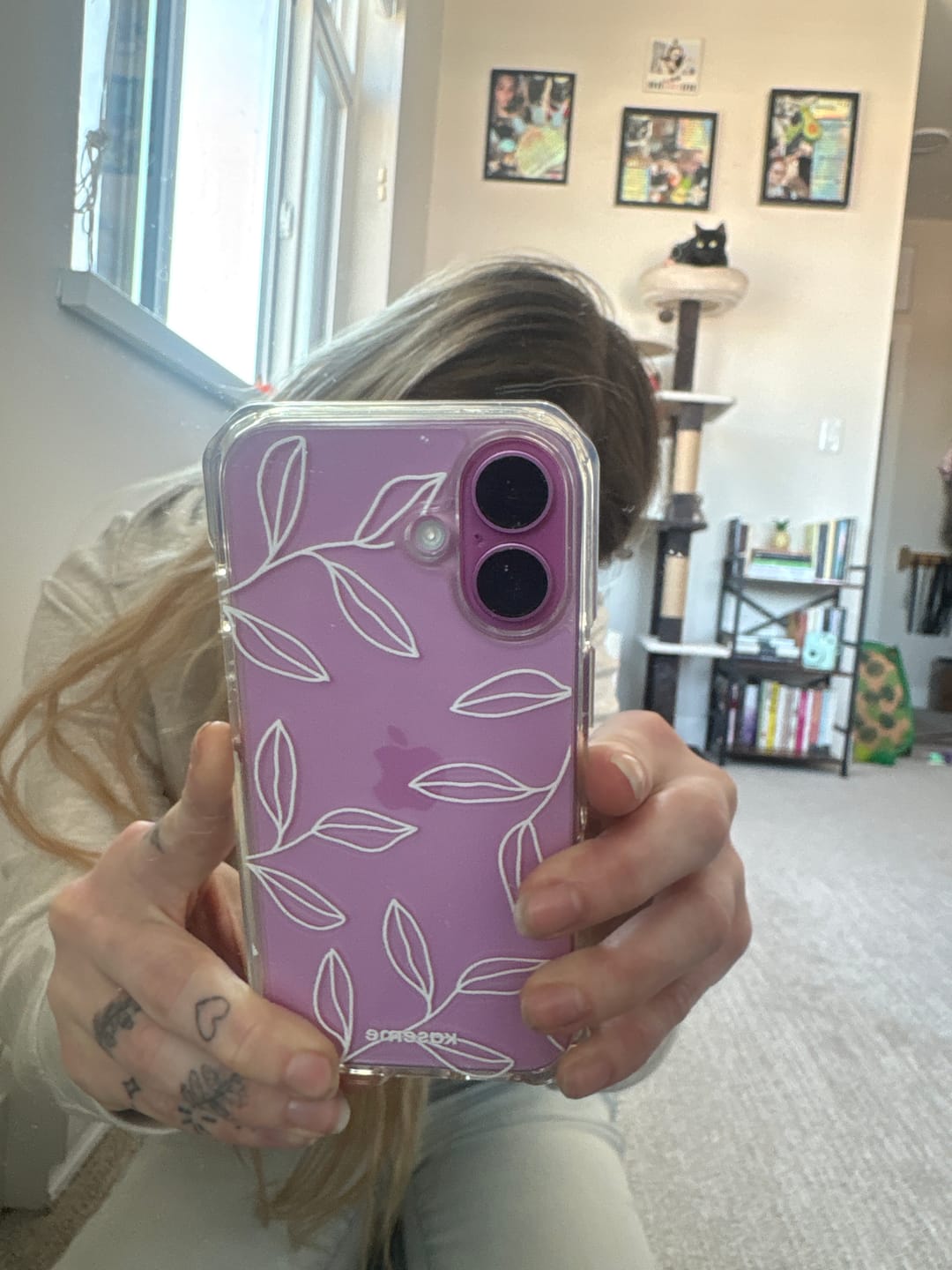 Customer photo review of Gloomy Clear Case