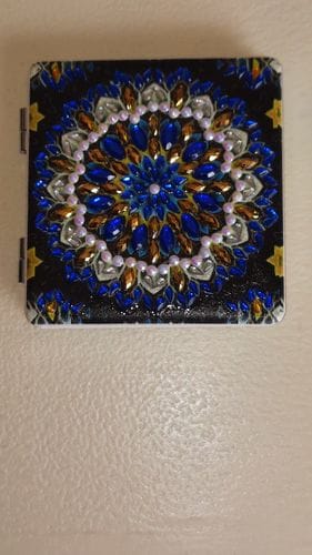 Customer photo review of Square Mosaic | Diamond Painting Compact Mirror Kit