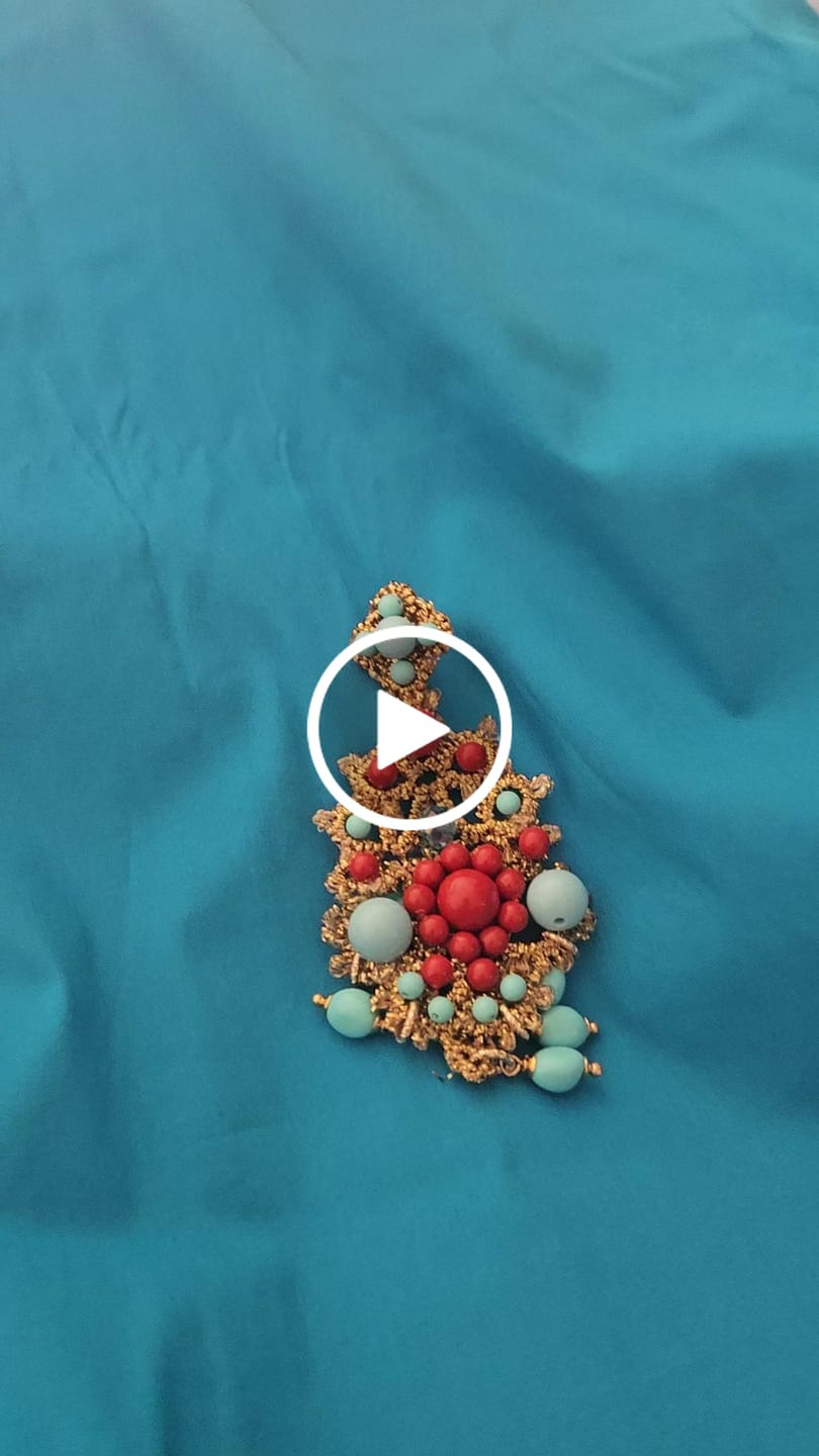 Customer video review of Orecchini Aime