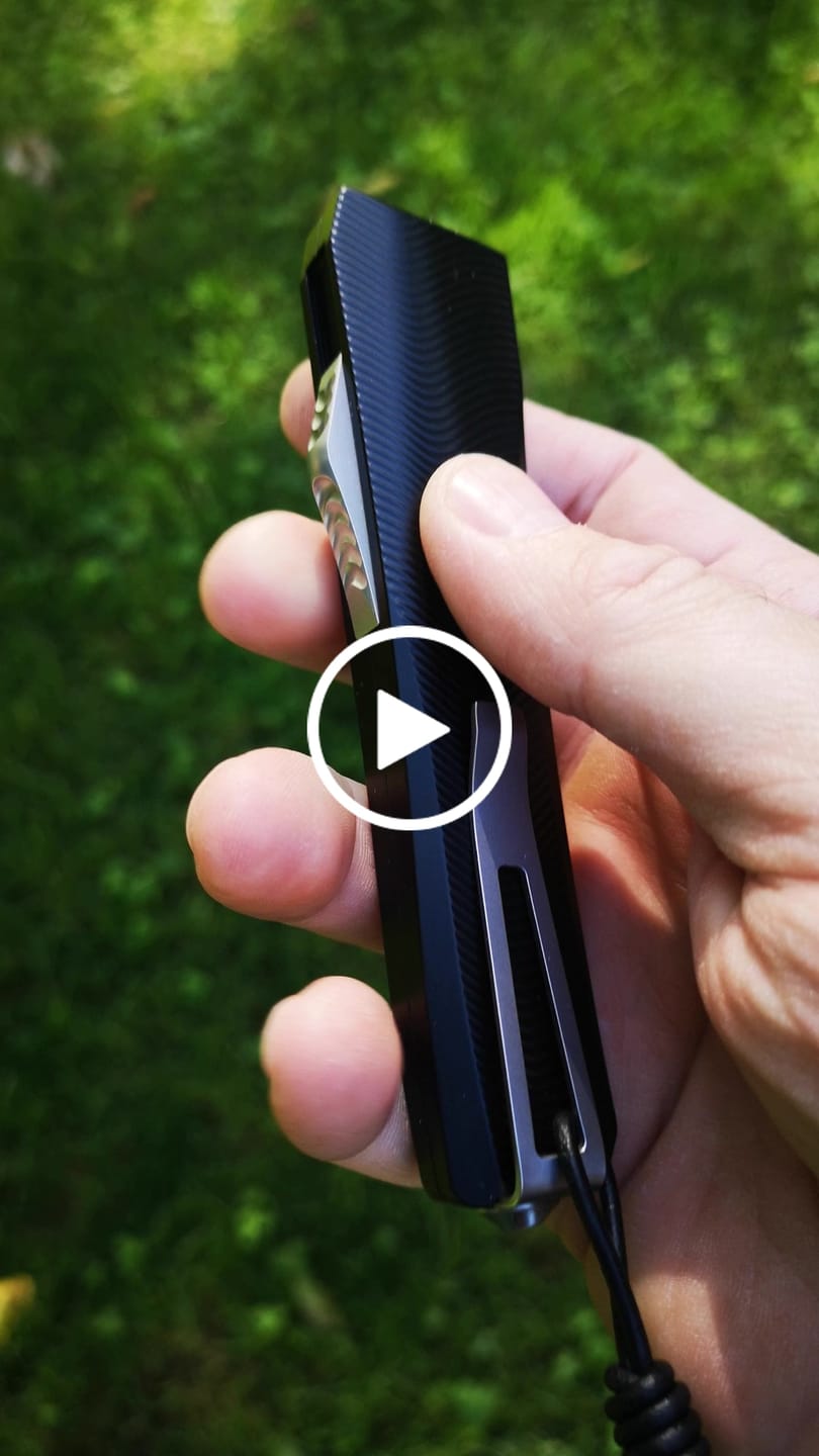Customer video review of Core Edge USA 0331 Pulsar OTF Auto Knife - Black Aluminum, 3.35" MagnaCut Drop Point, Single Edge - Made in USA (CE-0331-PULSAR-BLK-SE)