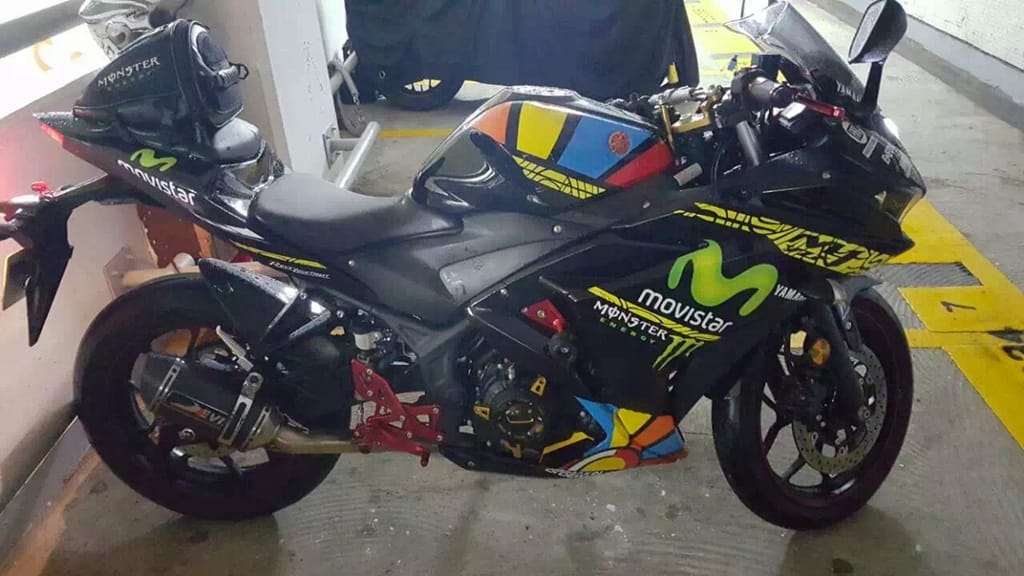 Customer photo review of Rossi Design OEM Replacement Fairing For Yamaha YZF-R3 2015-2017 Aftermarket fairing kits