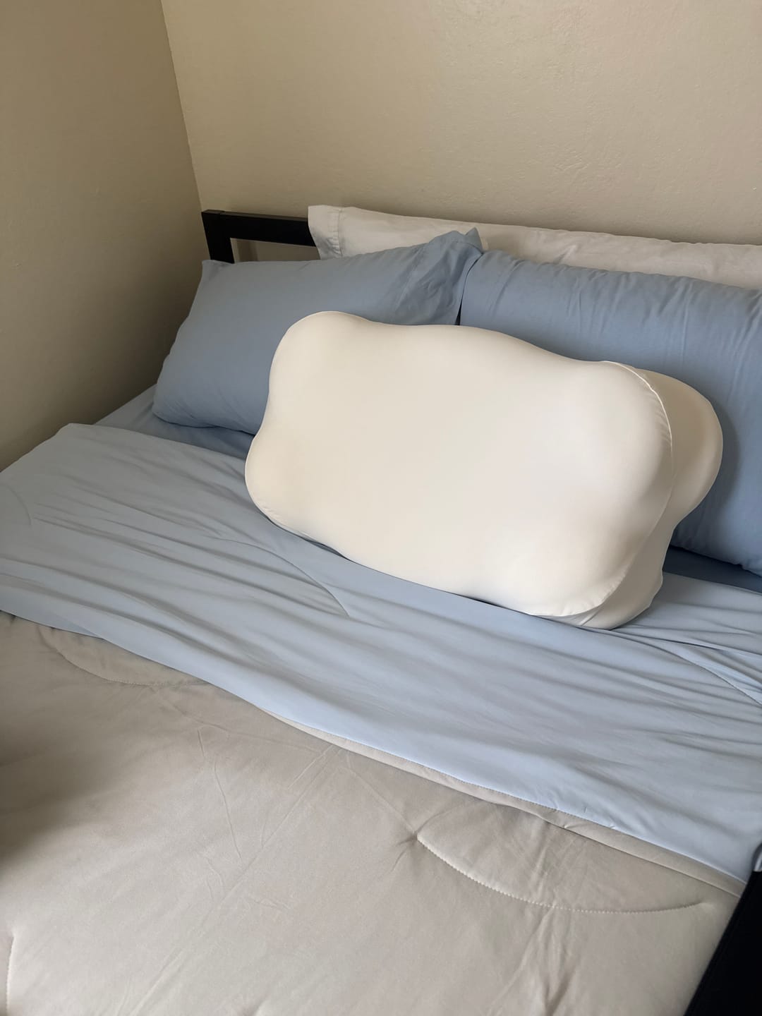Customer photo review of CloudCool™ Cooling Comforter