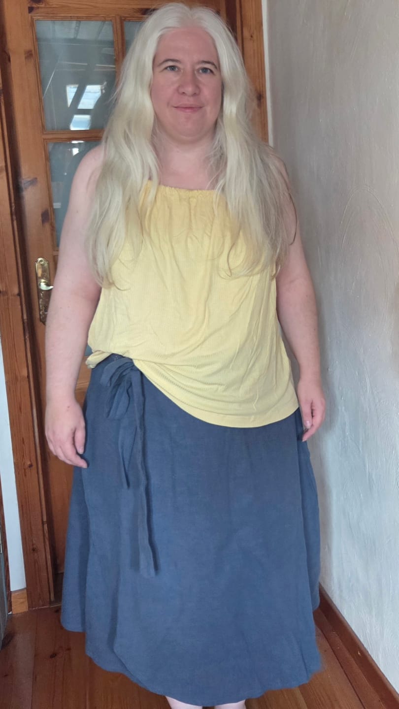 Customer photo review of Wanda | Midi-Wickelrock | Leinen jeansblau