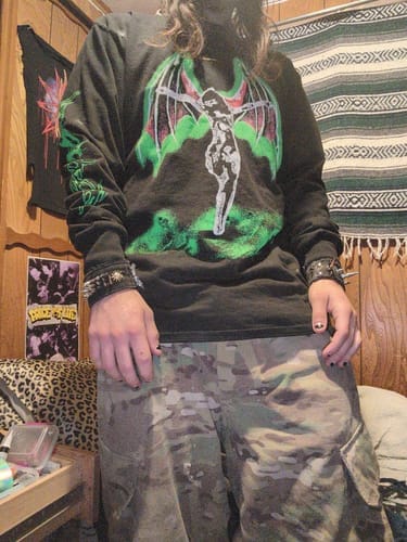 Customer photo review of Savior Long Sleeve T-Shirt Black
