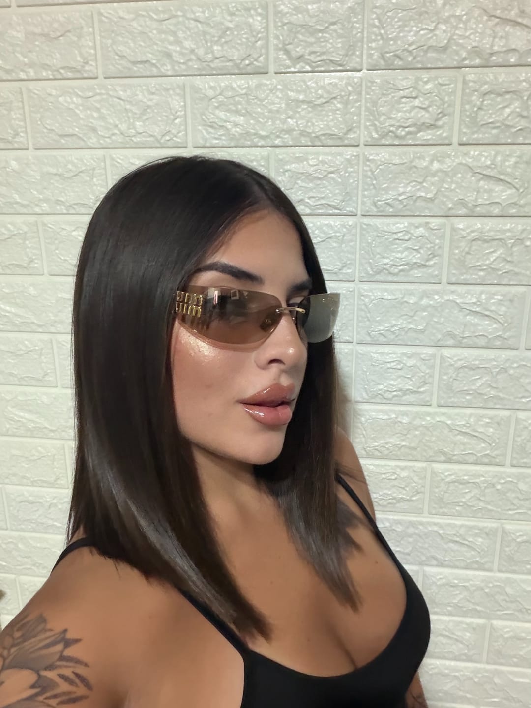 Customer photo review of MIU MIU - A51S OCCHIALI DA SOLE