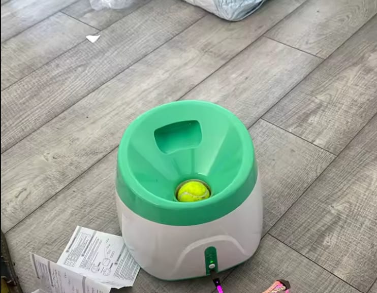 Customer photo review of Jirah Automatic Dog Ball Launcher™
