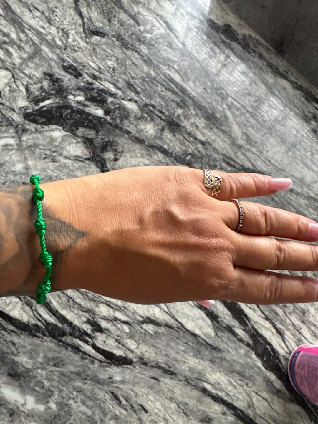 Customer photo review of 💚 7 Csomós Zöld Áldáskarkötő – A Bőség Fonata