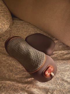 Customer photo review of Naprelle MamaEase Heated Neck Pillow