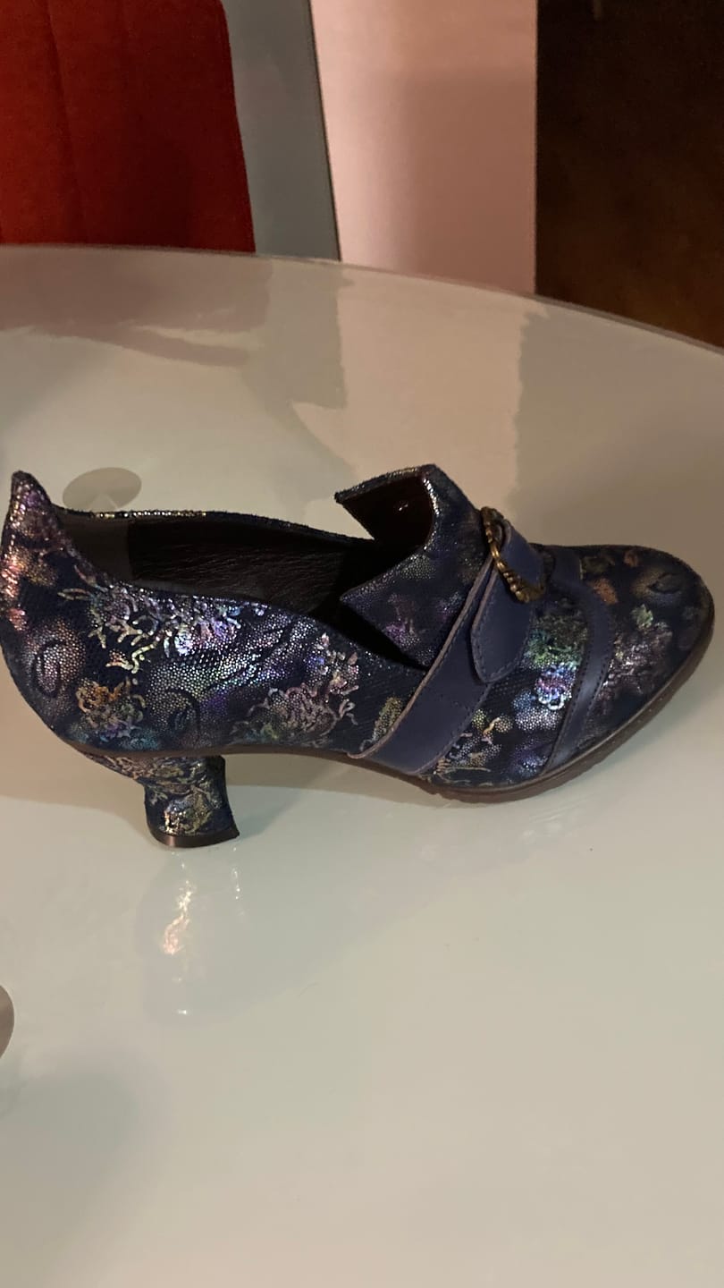 Customer photo review of Iridescent Elegance Buckle Pumps