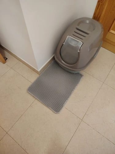 Customer photo review of The MiloPaw™ Ultimate LitterGuard