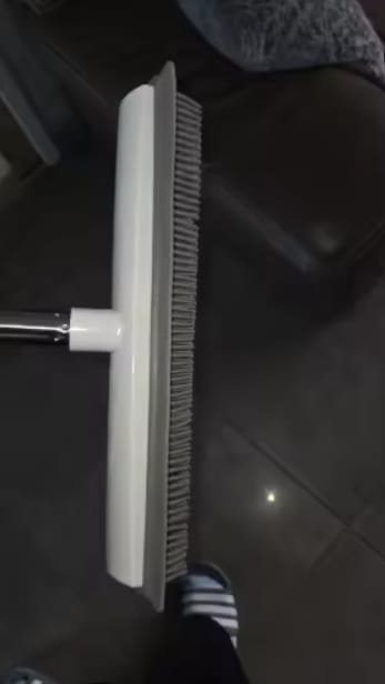 Customer photo review of furrake Pet Hair Carpet Rake
