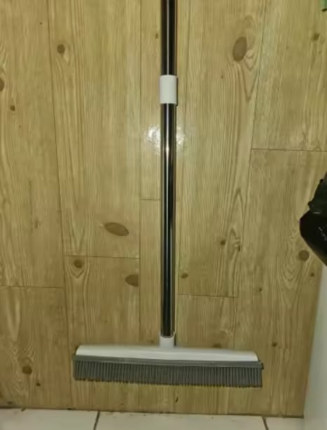 Customer photo review of furrake Pet Hair Carpet Rake