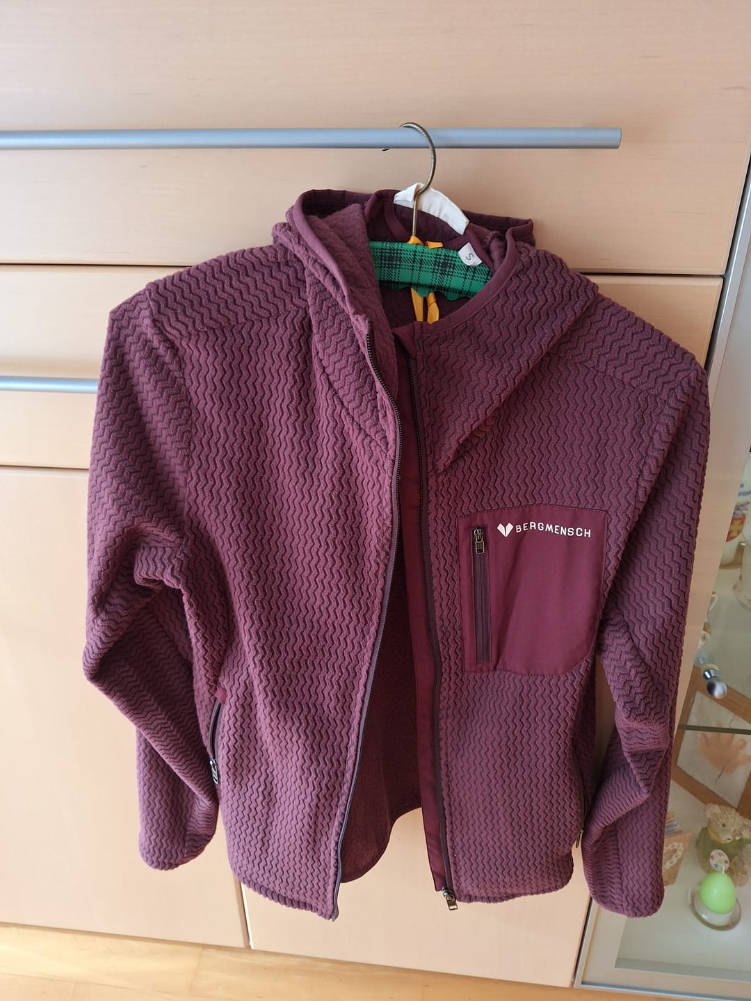 Customer photo review of AirGrid - Damen Full-Zip Hoodie
