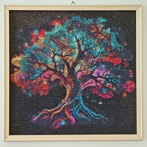 Customer photo review of Tree of Life, Colorful | Diamond Painting Kit