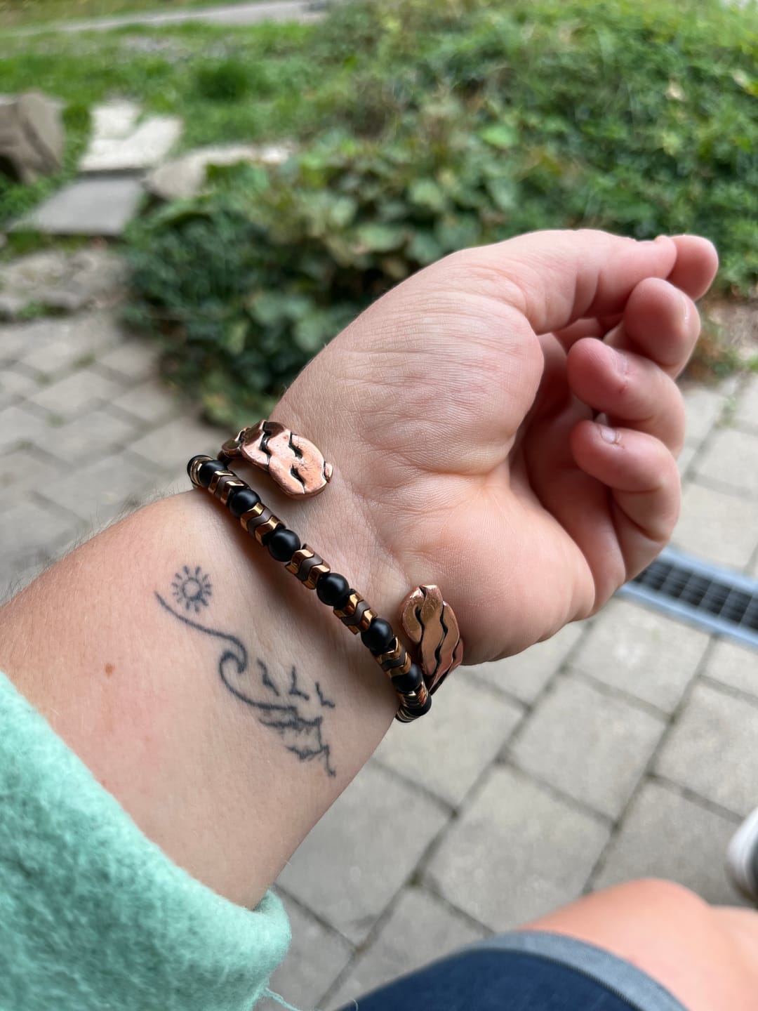 Customer photo review of Obsidian Armband - Power