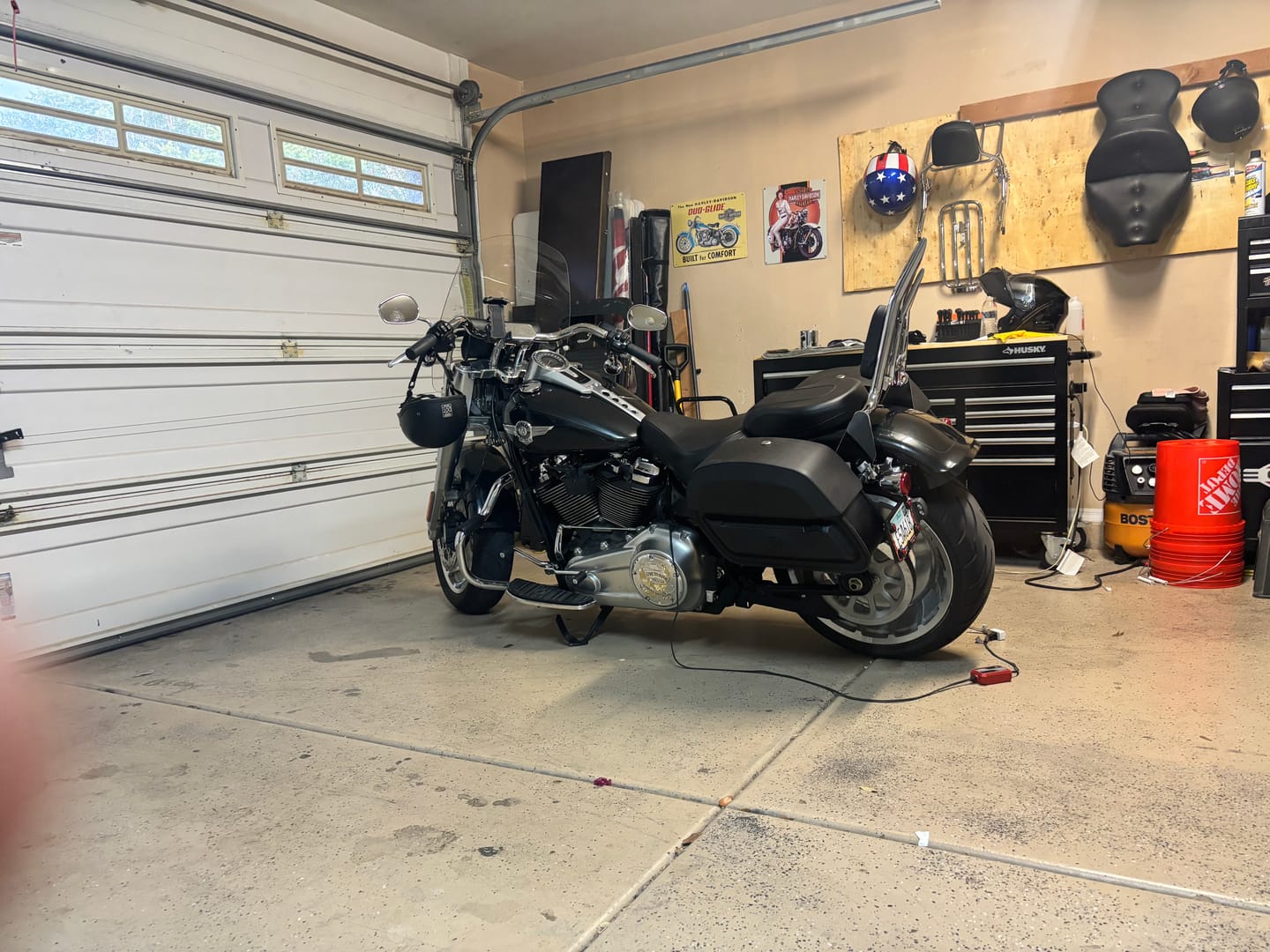 Customer photo review of 28L - Pantheon Medium Quick Mount Motorcycle Saddlebags For Harley Softail Fat Boy FLFB/S
