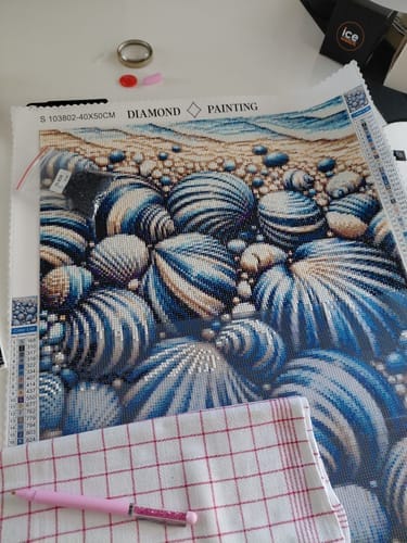 Customer photo review of Striped shells | Diamond Painting Kit