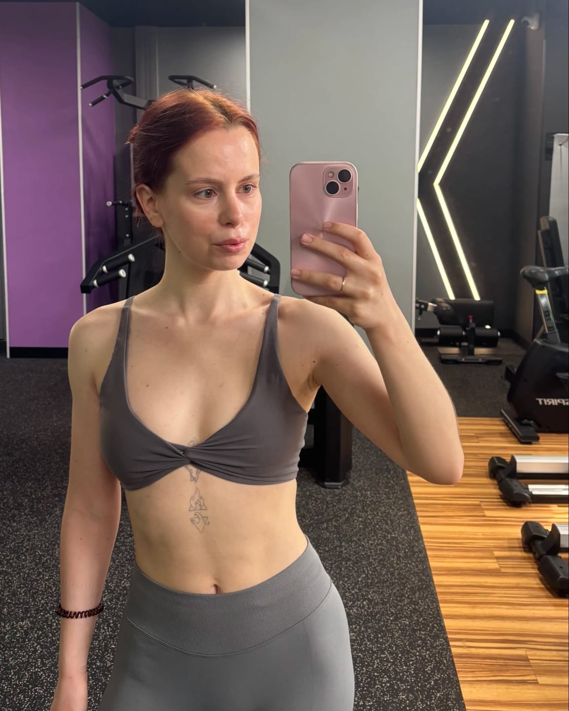 Customer photo review of Push-Up Sports Bra Breathable Top Knit Backless