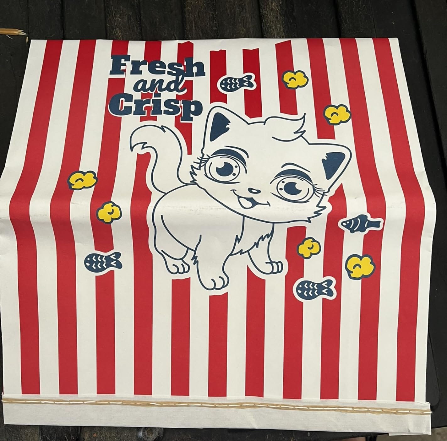 Customer photo review of CrinkleCove™ Double-Layer Paper Cat Hideout