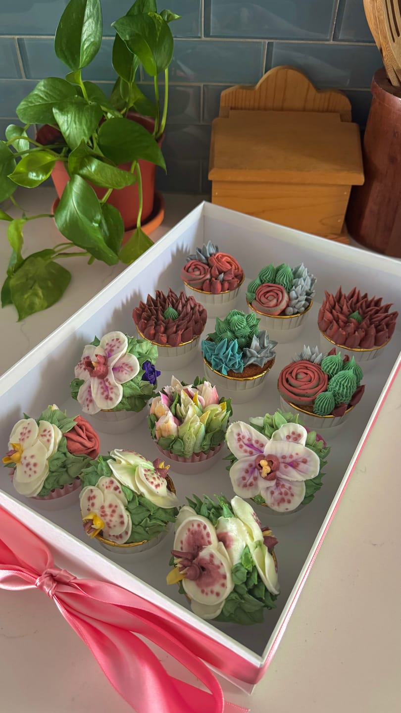 Customer photo review of Bloom Cupcakes