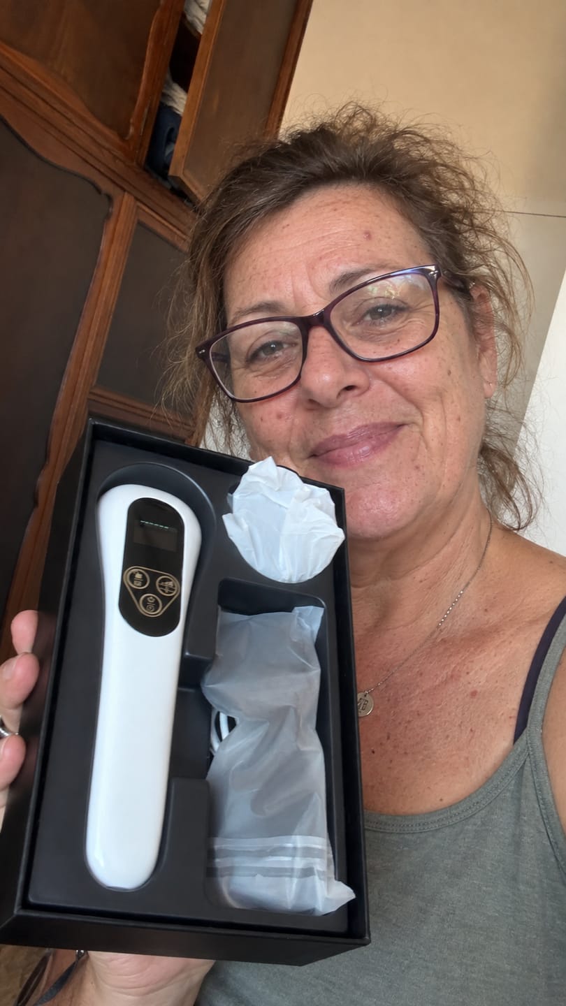 Customer photo review of Everthy LumaBrush™
