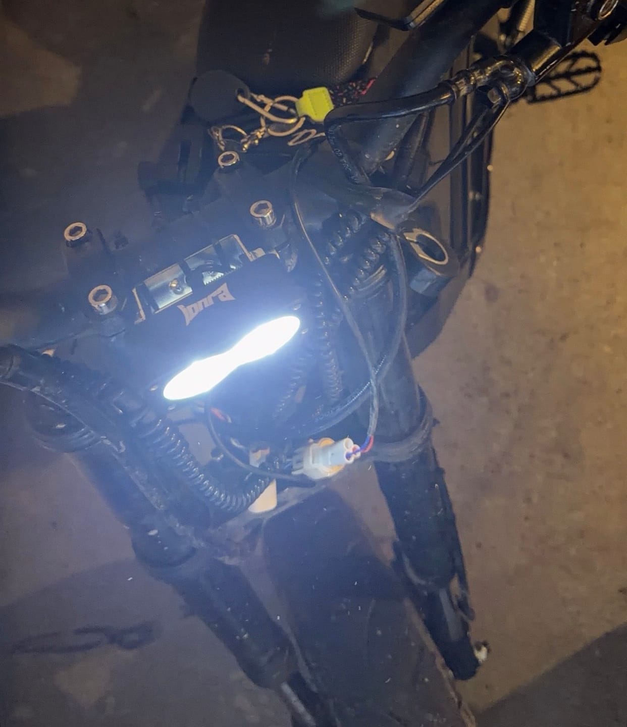 Customer photo review of Plug and Play Baja light for Yozma IN 10/ Yozma IN 10 PRO