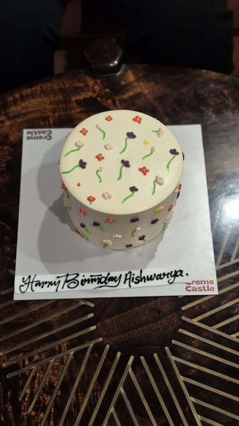 Customer photo review of Scattered Wildflower Cake